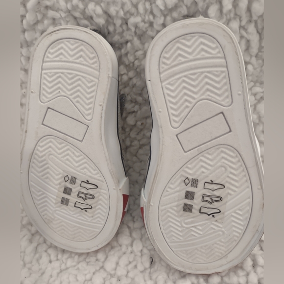 *FINAL Price Gymboree sz 5 Toddler/baby Shark Shoes NWOT - Picture 5 of 5